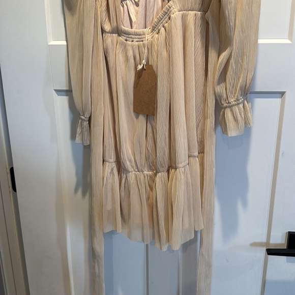 NWT Listicle Beige Pleated Knotted Long Sleeve Dress - Picture 6 of 6